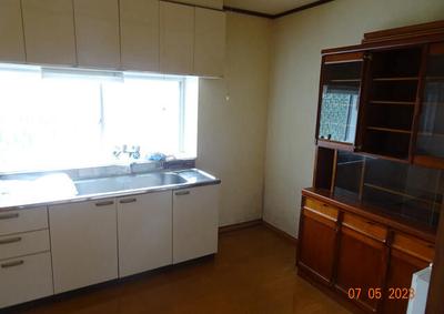 Traditional 5DK House with Bay Views in Kesennuma — Kitchen, Kesennuma, Miyagi