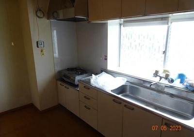 Traditional 5DK House with Bay Views in Kesennuma — Kitchen, Kesennuma, Miyagi