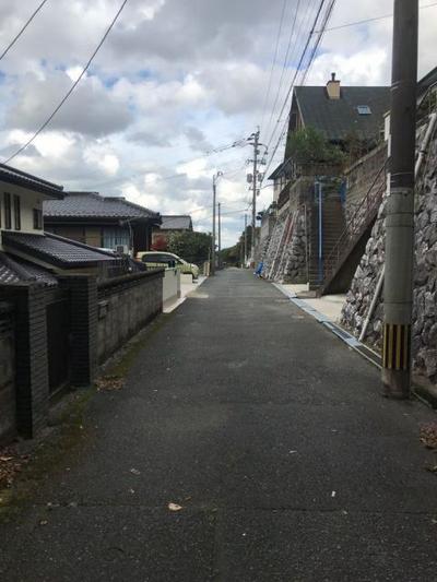 Historic 1943 House with Large Plot in Kitakyushu's Shiroyama Area — Image 4, Moji, Fukuoka