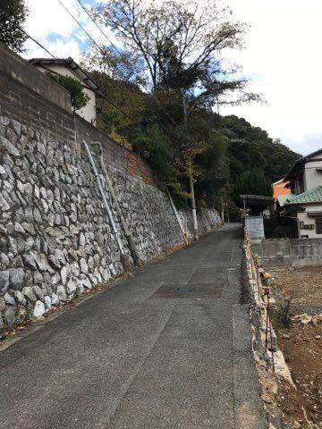 Historic 1943 House with Large Plot in Kitakyushu's Shiroyama Area — Image 1, Moji, Fukuoka