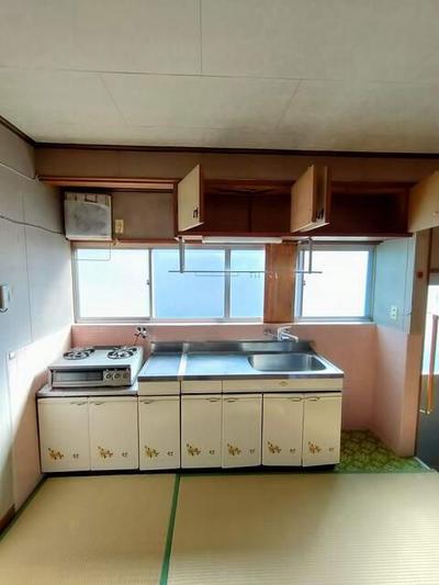 Spacious 3LDK House in Ainan-cho, Close to Schools and Town Hall — Image 1, Ainan, Ehime