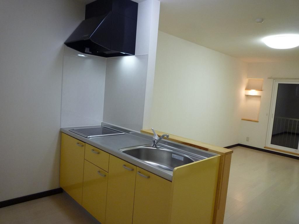 1LDK Apartment for Rent in Obihiro, Hokkaido - 47.87 sqm - Thumbnail 3