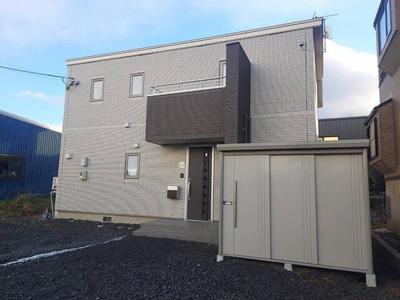Modern 5LDK House in Shiroishi, Sapporo - 272m² Plot — Image 1, Shiroishi, Hokkaido