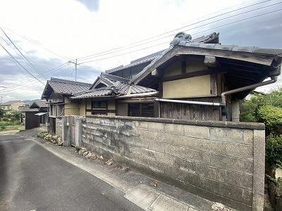 Traditional 9DK House for Sale in Satomi, Okayama — Image 3, Satosho, Okayama