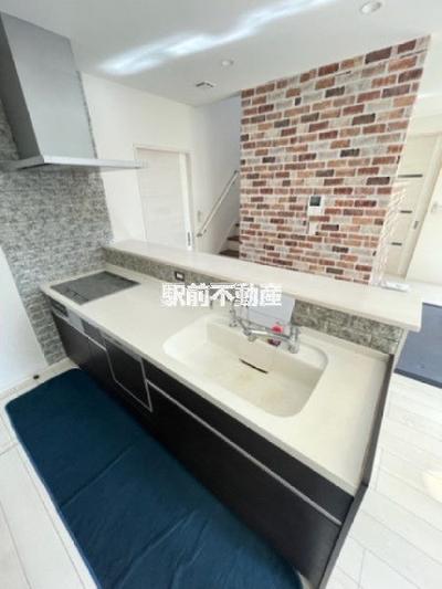 Modern 4LDK House with Solar Power in Yame City — Image 2, Yame, Fukuoka