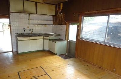 [Hatomark Site] Ono City House, 4DK, Used Detached House, Ume Oaza Ono City, Saiki City, Oita Prefecture — Image 4, Saiki, Oita