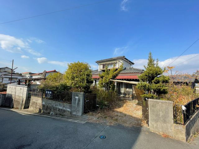 4DK House for Sale in Ōmuta, Fukuoka - Thumbnail 2