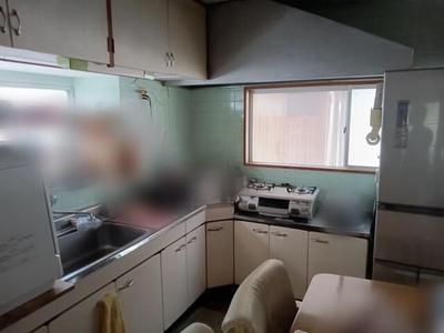 Spacious 5DK House in Nishikoji, Nobeoka - 357.7m² Land — Image 1, Nobeoka, Miyazaki
