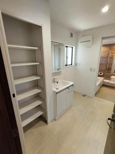 Modern 4LDK House in Owariasahi - Long-term Quality Housing Certified — Image 3, Owariasahi, Aichi