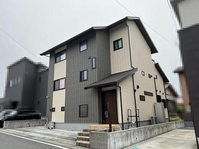 Modern 3LDK House with KURA Storage in Fujinomiya, Mount Fuji Area — Image 1, Fujinomiya, Shizuoka
