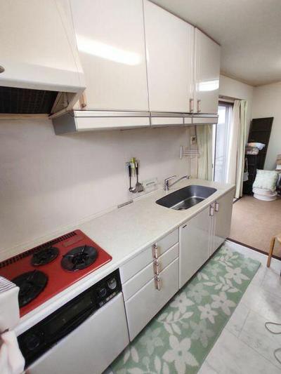 Spacious 3LDK House with Courtyard in Numazu, Shizuoka — Image 3, Numazu, Shizuoka