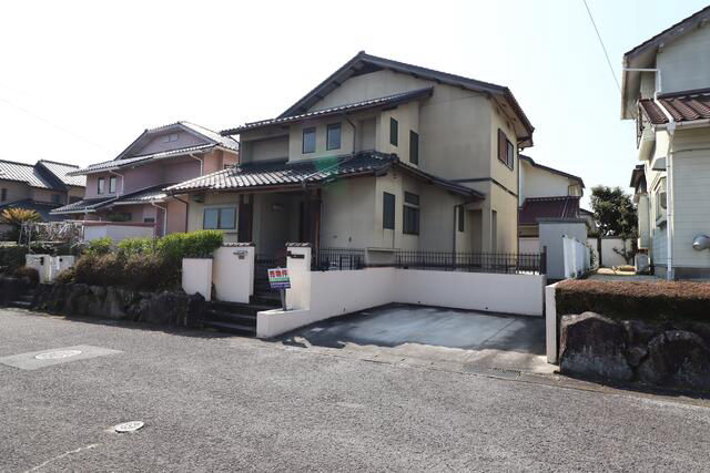 Renovated 5LDK House in Kani City, Gifu - Thumbnail 2