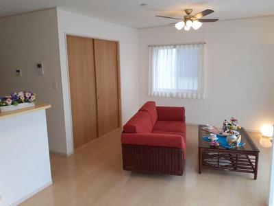 Spacious 4SLDK House in Sakahama, Inagi - 295sqm Land with Garden — Image 3, Inagi, Tokyo