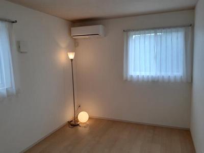 Spacious 4SLDK House in Sakahama, Inagi - 295sqm Land with Garden — Image 4, Inagi, Tokyo