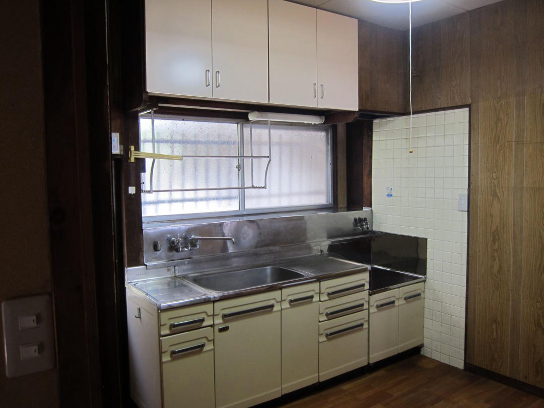 Spacious 4LK House in Sasebo with 177㎡ Land - Thumbnail 2