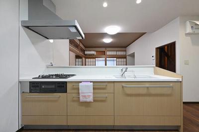 Spacious 6LDK House with Stone Garden in Akiha Ward, Niigata — Image 1, Akiba, Niigata