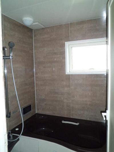 Two-Story 3LDK House in Iijima Bunkyo, Akita - 117m² Plot — Image 2, Akita, Akita