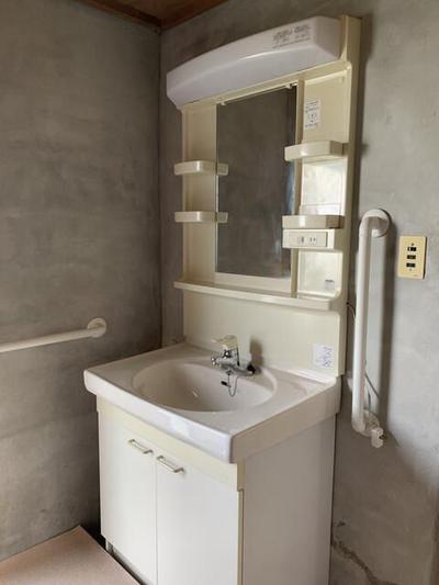 Spacious 7DK House with Large Land in Nyuzen Town, Toyama — Image 4, Nyuzen, Toyama