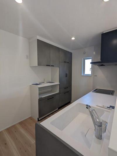 Modern 4LDK House in Higashine City, Built 2023 — Image 3, Higashine, Yamagata