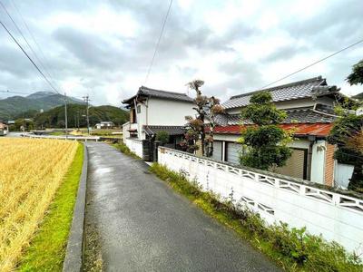 [Hatomark Site] 8DK Used Detached House in Oaza Tono, Nogata City, Fukuoka Prefecture — Image 1, Nogata, Fukuoka