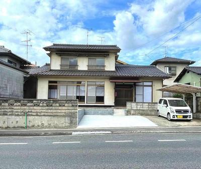 Spacious 4LDK House for Sale in Toyodai, Fukuyama — House, Fukuyama, Hiroshima