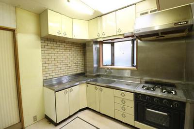 Spacious 9DK House Near AEON in Kurihara-nishi, Onomichi — Image 2, Onomichi, Hiroshima