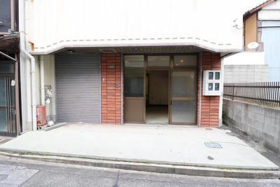 Spacious 9DK House Near AEON in Kurihara-nishi, Onomichi — Image 1, Onomichi, Hiroshima