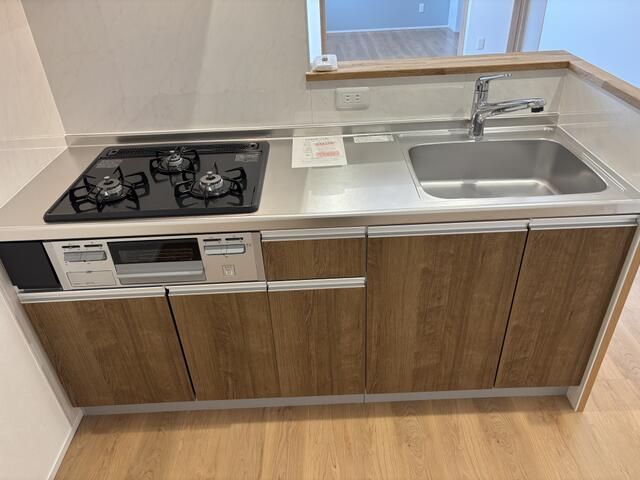New 1LDK Apartment for Rent in Asahikawa, Hokkaido - Image 1