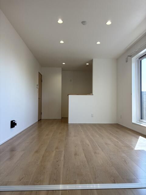 New 1LDK Apartment for Rent in Asahikawa, Hokkaido - Thumbnail 4