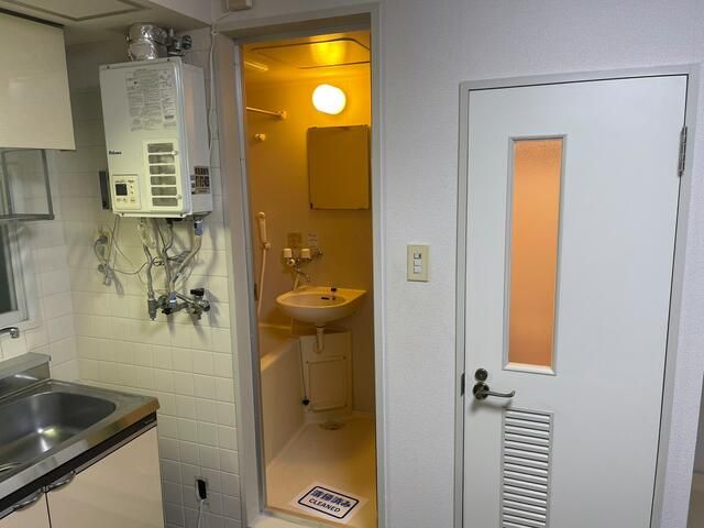 1DK Apartment for Rent in East Sapporo, Sapporo - 36,000 Yen - Thumbnail 2