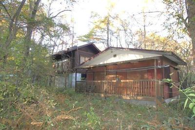 Mountain Villa with Garage in Nobeyama Highland, Nagano — House, Minamimaki, Nagano