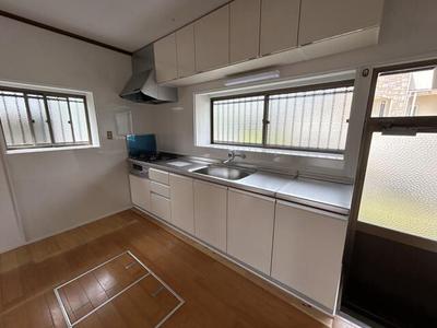 Renovated 3LDK House in Satsumasendai with Large Garden — Image 3, Satsumasendai, Kagoshima
