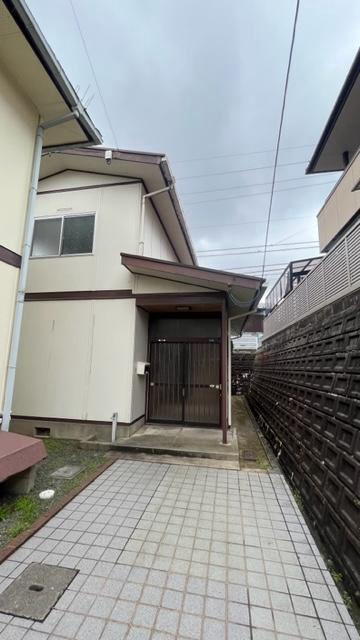 Two-Story Home for Sale in Yakumo-dai, Matsue City — Image 1, Matsue, Shimane