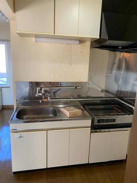 1LDK Apartment for Rent in Takikawa, Hokkaido - All-Electric, Near AEON - Thumbnail 2
