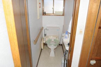 Spacious 6DK House Near Kamiyamada Onsen in Chikuma City — Image 3, Chikuma, Nagano