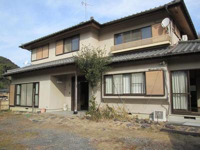 Spacious 7SK House in Fujieda with Large Land Plot — Image 1, Fujieda, Shizuoka