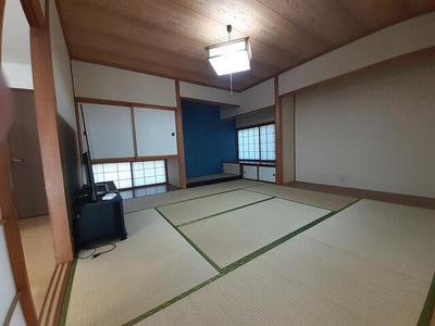 Renovated 7SLDK House with Large Lot in Yonezawa — Image 4, Yonezawa, Yamagata