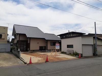 Renovated 7SLDK House with Large Lot in Yonezawa — Image 1, Yonezawa, Yamagata