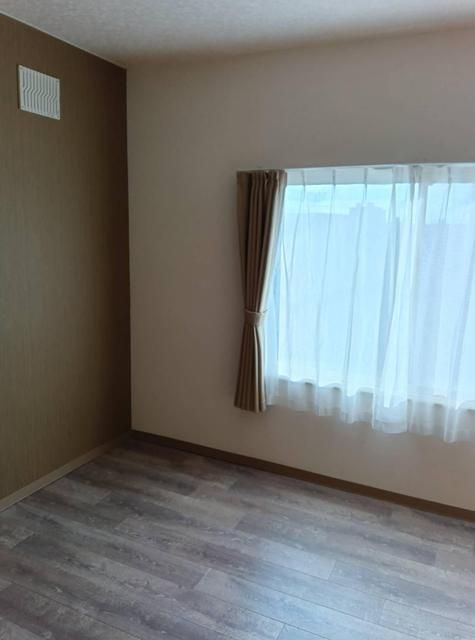 1LDK Apartment for Rent in Shiroishi Ward, Sapporo - Thumbnail 3