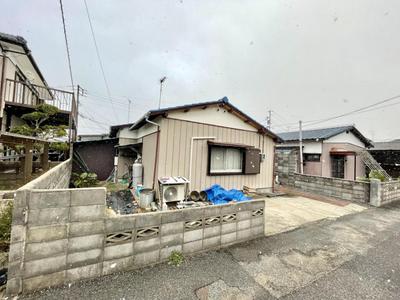 Single-Story House in Ube City - 2LDK with Large Land Plot — Image 1, Ube, Yamaguchi