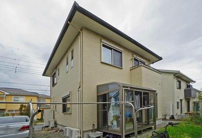 [Hatomark Site] 3SLDK Used Detached House in Katsuradai 1-chome, Saruhashi-cho, Otsuki City, Yamanashi Prefecture — Image 2, Otsuki, Yamanashi