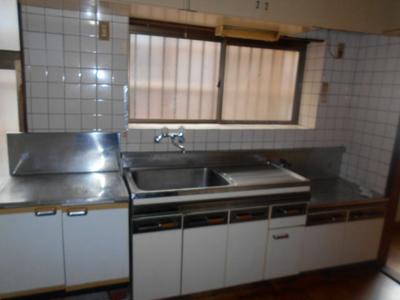 Traditional 4DK House for Sale in Ube City, Near Ube-Shinkawa Station — Image 1, Ube, Yamaguchi