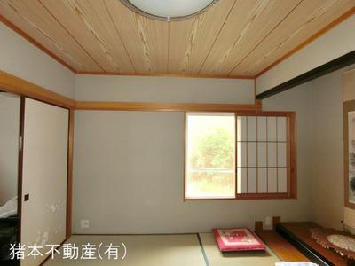 Spacious 4LDK House in Shirasagi-dai, Tokushima City — Image 2, Yoshinogawa, Tokushima