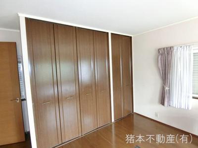 Spacious 4LDK House in Shirasagi-dai, Tokushima City — Image 3, Yoshinogawa, Tokushima