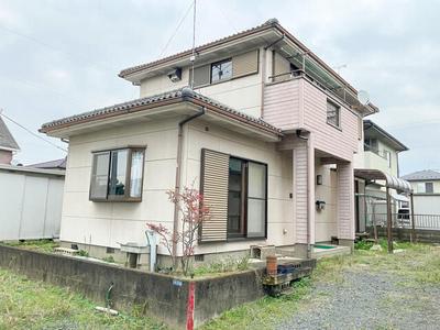 Spacious 4LDK House in Mibu-machi with 3 Parking Spaces — Image 1, Mibu, Tochigi