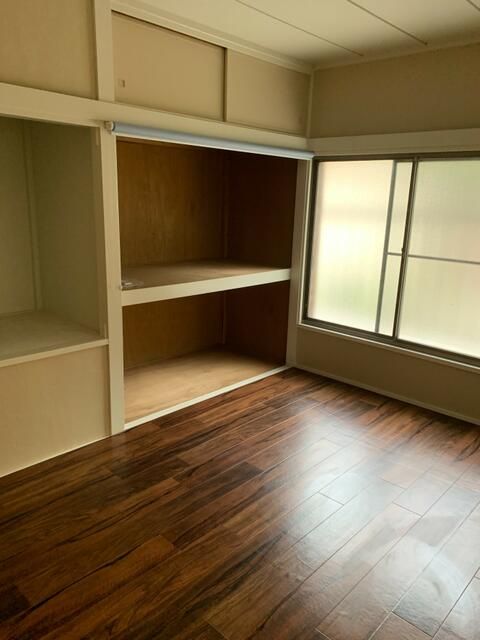 Renovated 2LDK House for Sale in Yokosuka Kurihama - Thumbnail 4