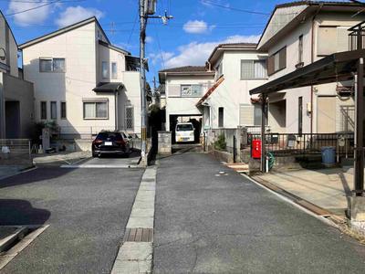 Spacious Dual House Property in Kashihara - 6DK, 160m² — Image 1, Kashihara, Nara