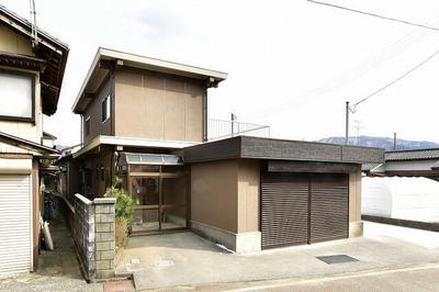 Renovated 6DK House Near Nakajo Station, Tainai City — Image 1, Tainai, Niigata