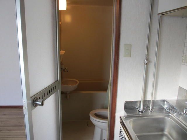 1R Apartment for Rent in Nayoro, Hokkaido - 20,000 Yen - Thumbnail 4