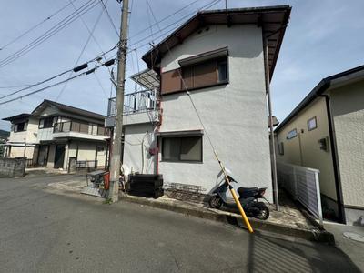 4LDK Investment House in Kishigawa with 14.41% Return — Image 1, Kinokawa, Wakayama